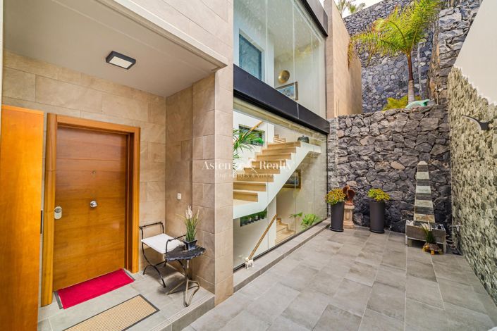 Image No.5-3 Bed Villa for sale