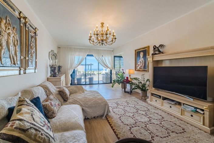 Image No.7-3 Bed Villa for sale