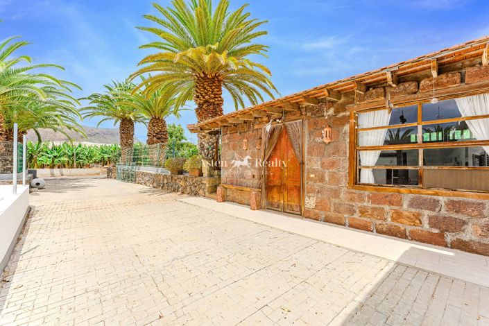 Image No.33-5 Bed Villa for sale