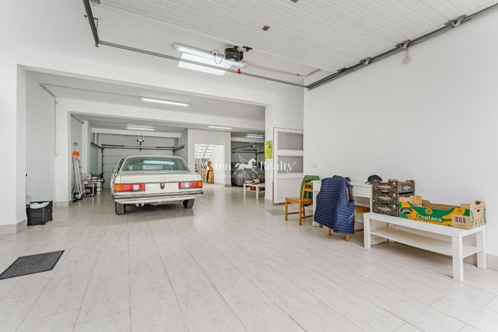 Image No.33-5 Bed Villa for sale