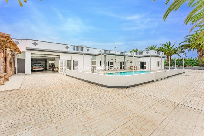 Image No.4-5 Bed Villa for sale