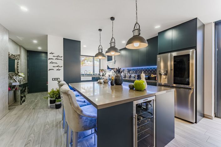 Image No.20-2 Bed Villa for sale