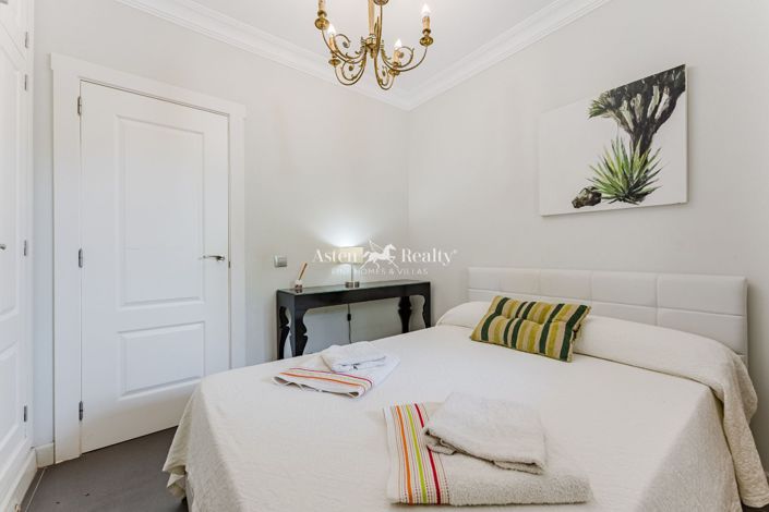 Image No.19-4 Bed Villa for sale