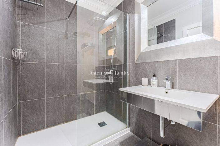 Image No.20-Villa de 4 chambres à vendre à Playa de las Americas