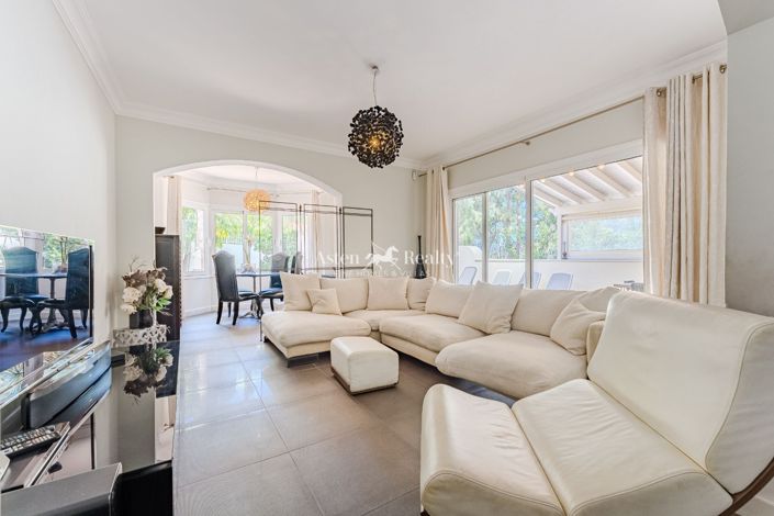 Image No.27-4 Bed Villa for sale
