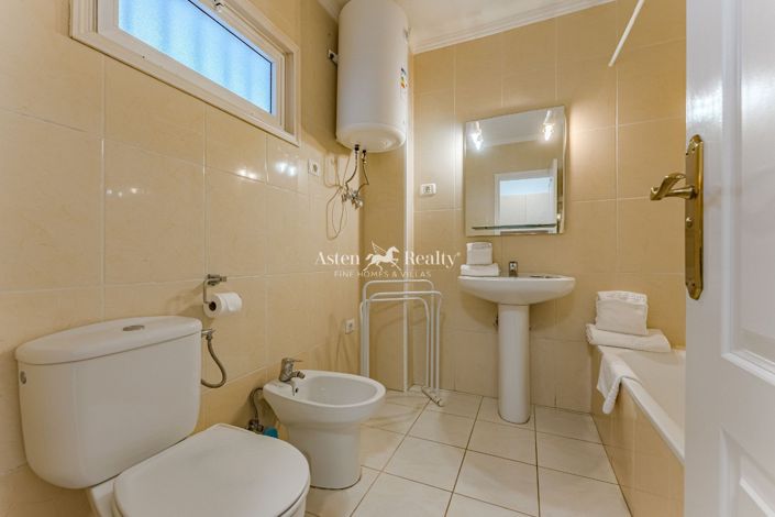 Image No.13-Studio for sale