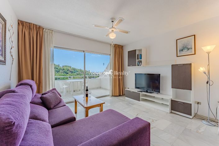 Image No.8-Studio for sale