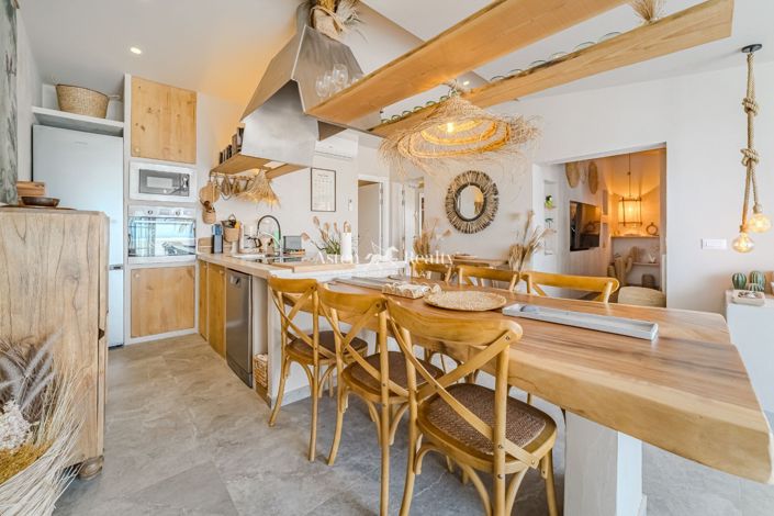 Image No.34-5 Bed Villa for sale