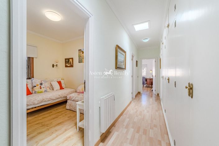 Image No.14-6 Bed Villa for sale