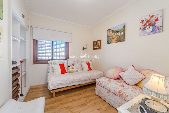 Image No.15-6 Bed Villa for sale