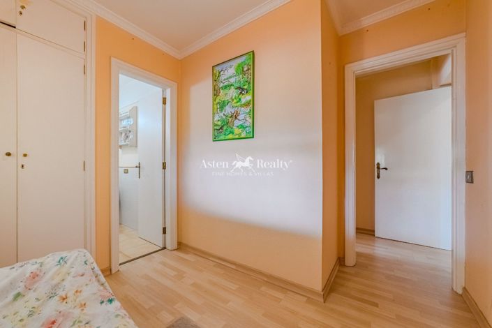 Image No.33-6 Bed Villa for sale