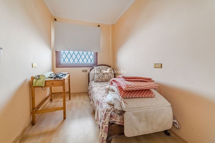 Image No.35-6 Bed Villa for sale