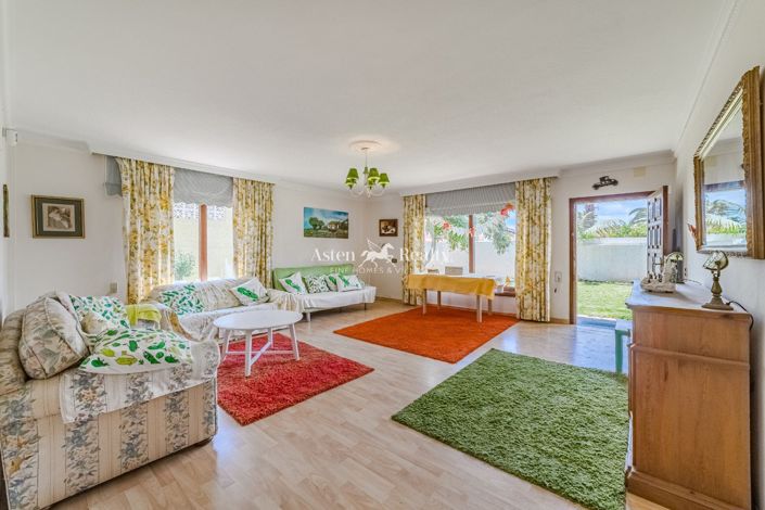 Image No.36-6 Bed Villa for sale