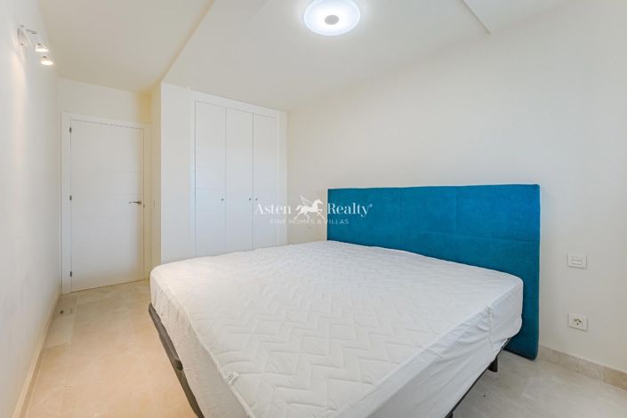 Image No.10-3 Bed Apartment for sale