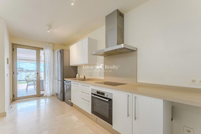 Image No.12-3 Bed Apartment for sale