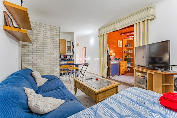 Image No.6-Studio for sale