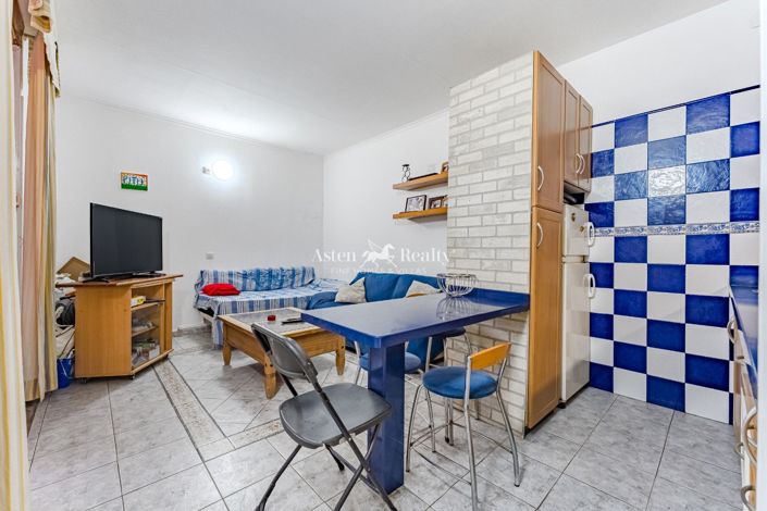 Image No.7-Studio for sale