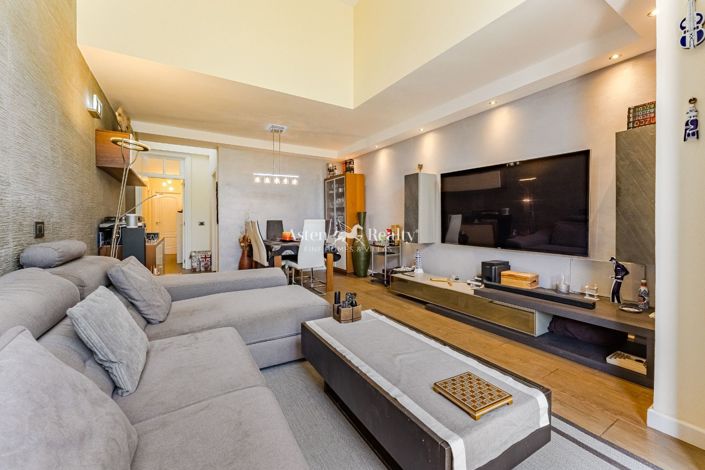 Image No.11-3 Bed House for sale