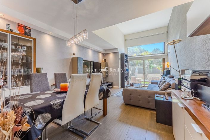 Image No.13-3 Bed House for sale