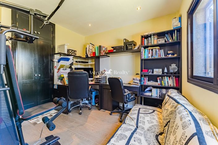 Image No.22-3 Bed House for sale