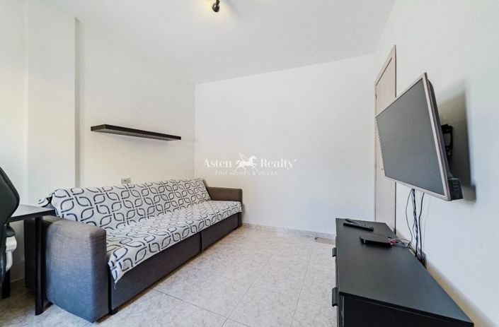 Image No.31-3 Bed House for sale