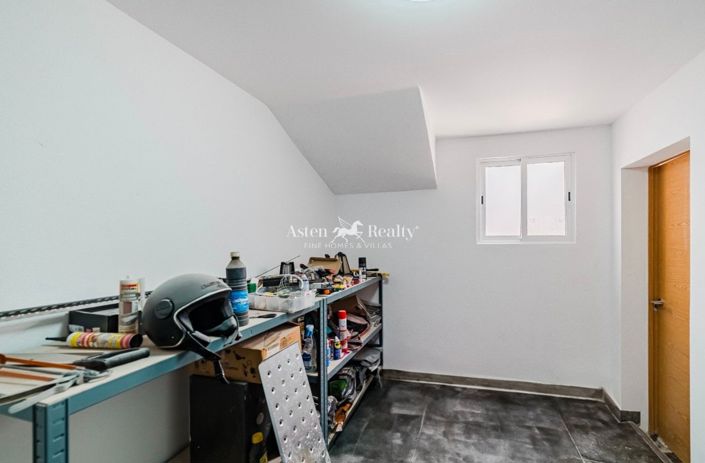 Image No.36-3 Bed House for sale