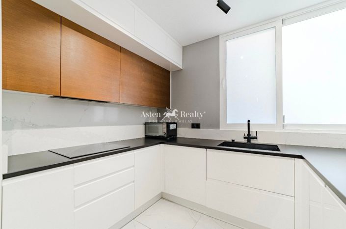 Image No.5-3 Bed House for sale