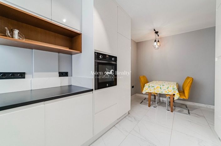 Image No.6-3 Bed House for sale