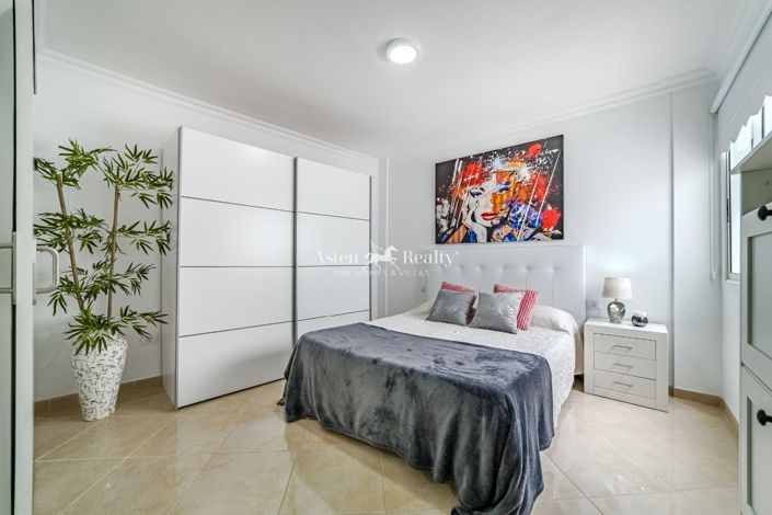 Image No.1-3 Bed Apartment for sale