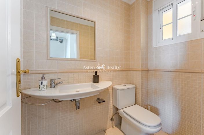 Image No.11-3 Bed House for sale