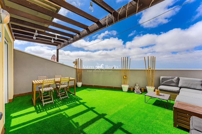 Image No.12-3 Bed House for sale