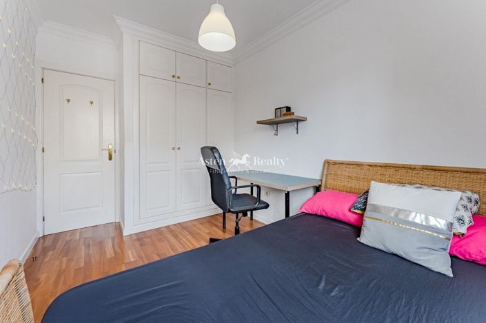 Image No.20-3 Bed House for sale