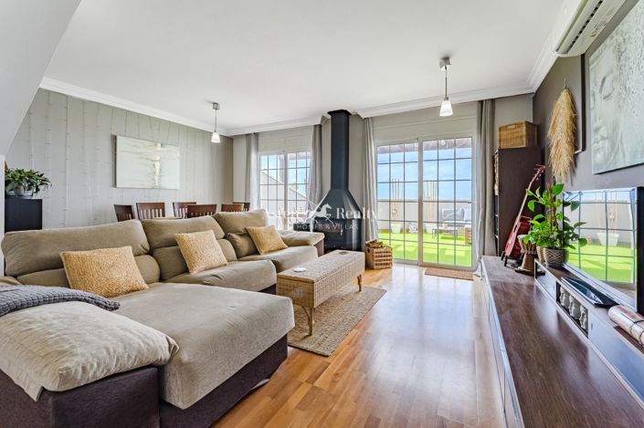 Image No.5-3 Bed House for sale
