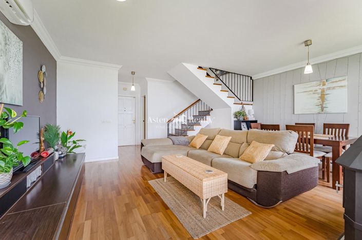 Image No.6-3 Bed House for sale