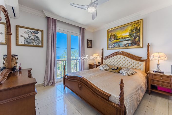 Image No.7-2 Bed House for sale