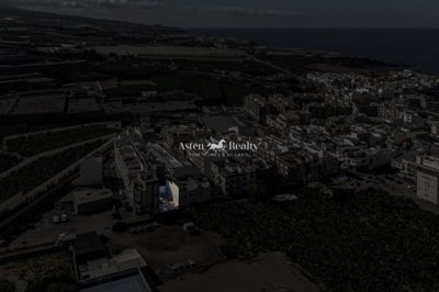 21163171