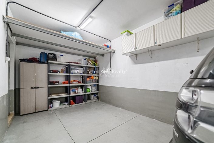 Image No.24-3 Bed House for sale