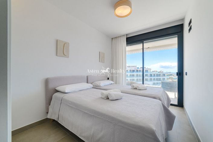 Image No.25-2 Bed Penthouse for sale