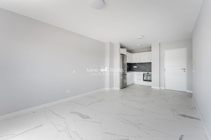 Image No.4-2 Bed Flat for sale