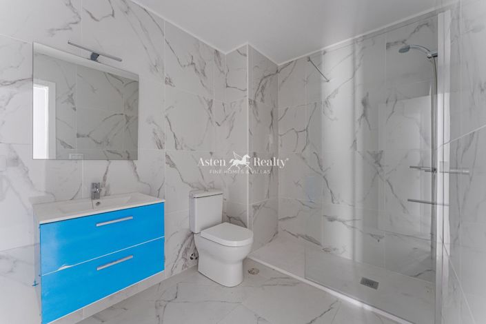 Image No.9-4 Bed Apartment for sale