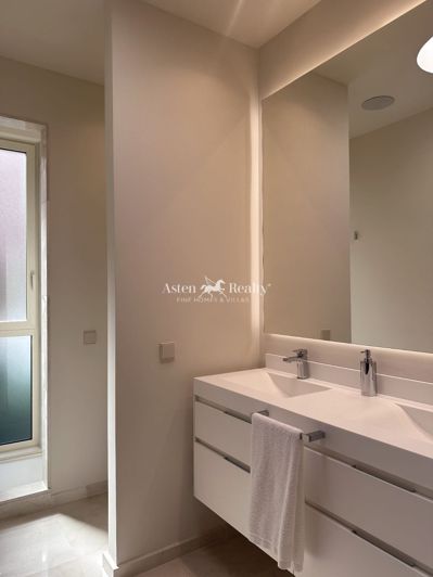 Image No.11-4 Bed Villa for sale