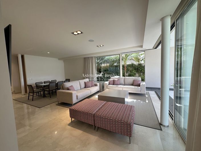 Image No.6-4 Bed Villa for sale