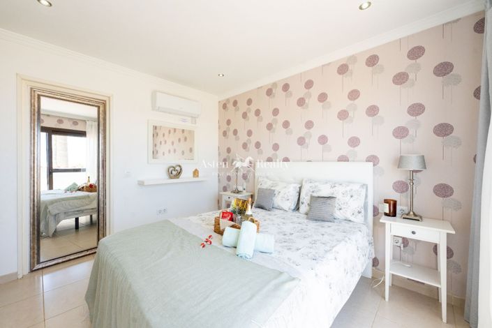 Image No.10-Villa de 4 chambres à vendre à Golf Del Sur