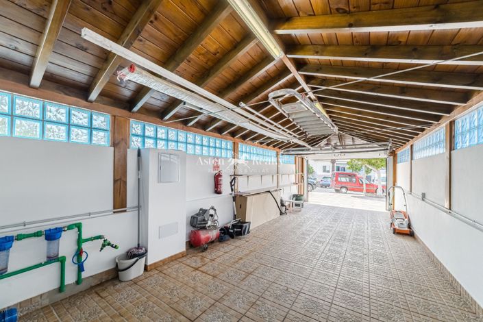 Image No.40-7 Bed Villa for sale