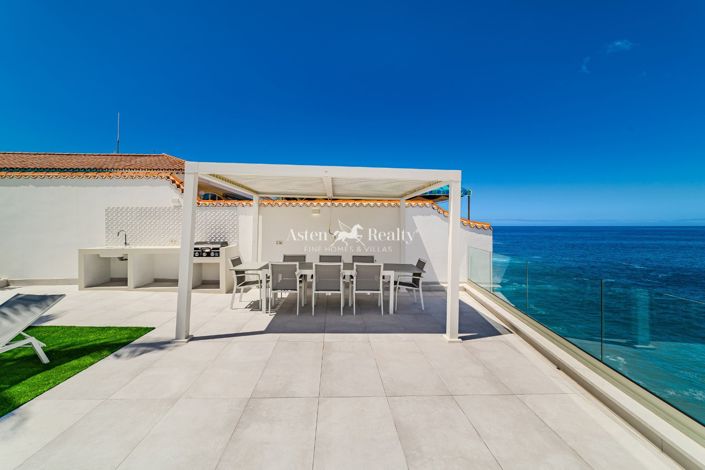 Image No.7-7 Bed Villa for sale