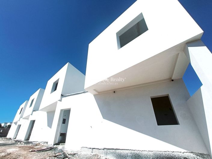 Image No.5-3 Bed House for sale