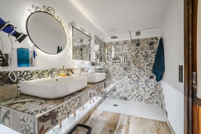 Image No.16-3 Bed House for sale