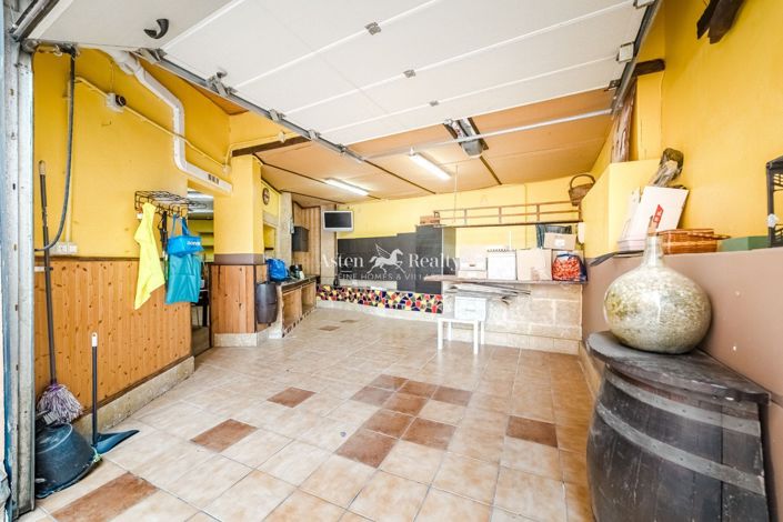 Image No.20-3 Bed House for sale