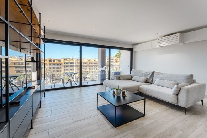 Image No.1-2 Bed Flat for sale