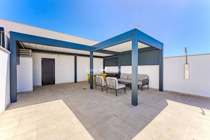 Image No.7-2 Bed Flat for sale